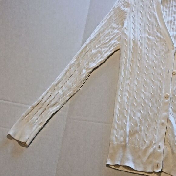 Tommy Hilfiger Long Sleeve White Button up Sweater. Office Modest, Minimalist. - Picture 6 of 12